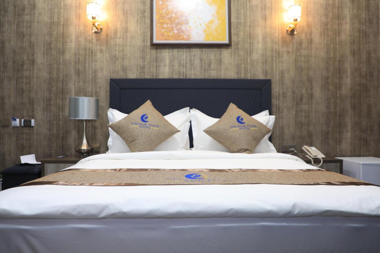 Tinchlik Plaza Hotel นาวอย ภายนอก รูปภาพ