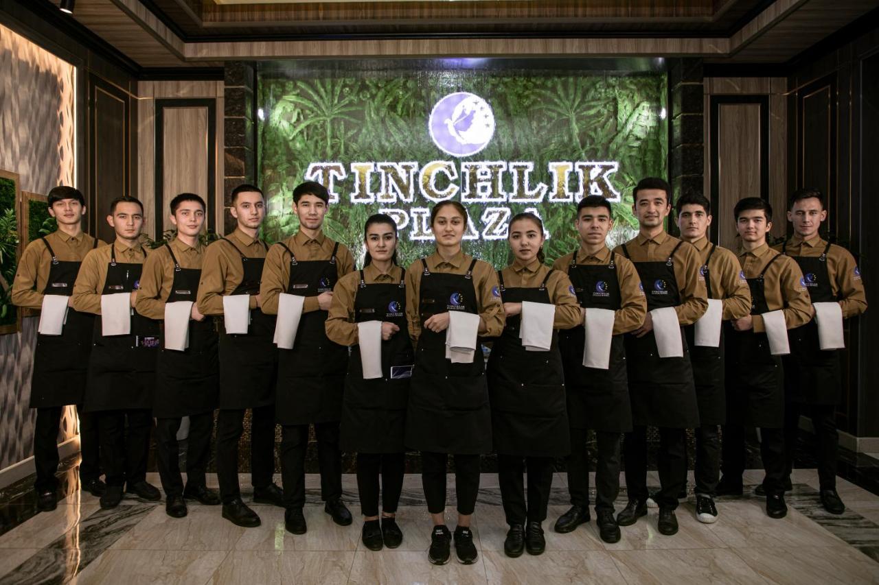 Tinchlik Plaza Hotel นาวอย ภายนอก รูปภาพ